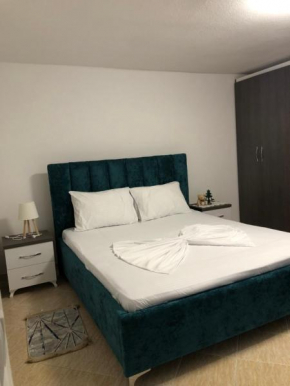 Dejani Guest House